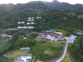 Daea Ulleung Resort,Ulleung-Gun>>Ulleung,3 star