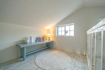 ganghwa vintage box pension