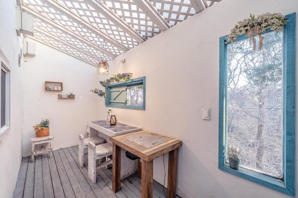 ganghwa vintage box pension