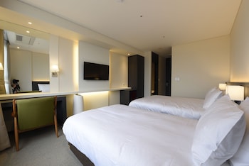 geoje art nouveau suite hotel