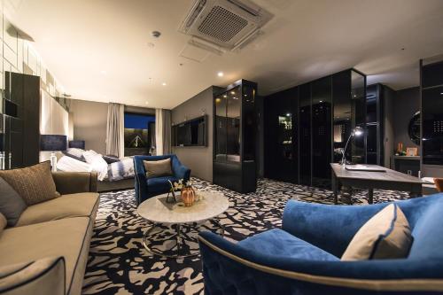 best louis hamilton hotel changwon