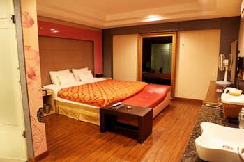 v hotel