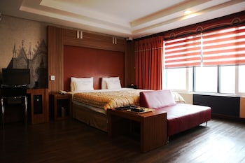 v hotel