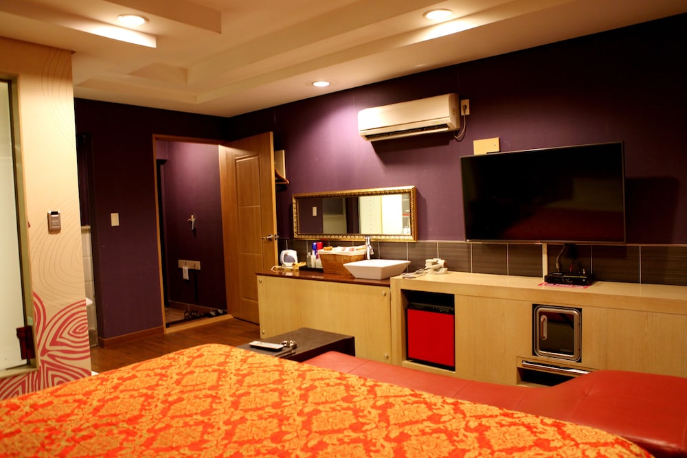 v hotel