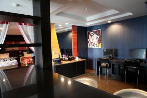 V Hotel,201, Songdohaebyeon-Ro, Seo-Gu,3 star