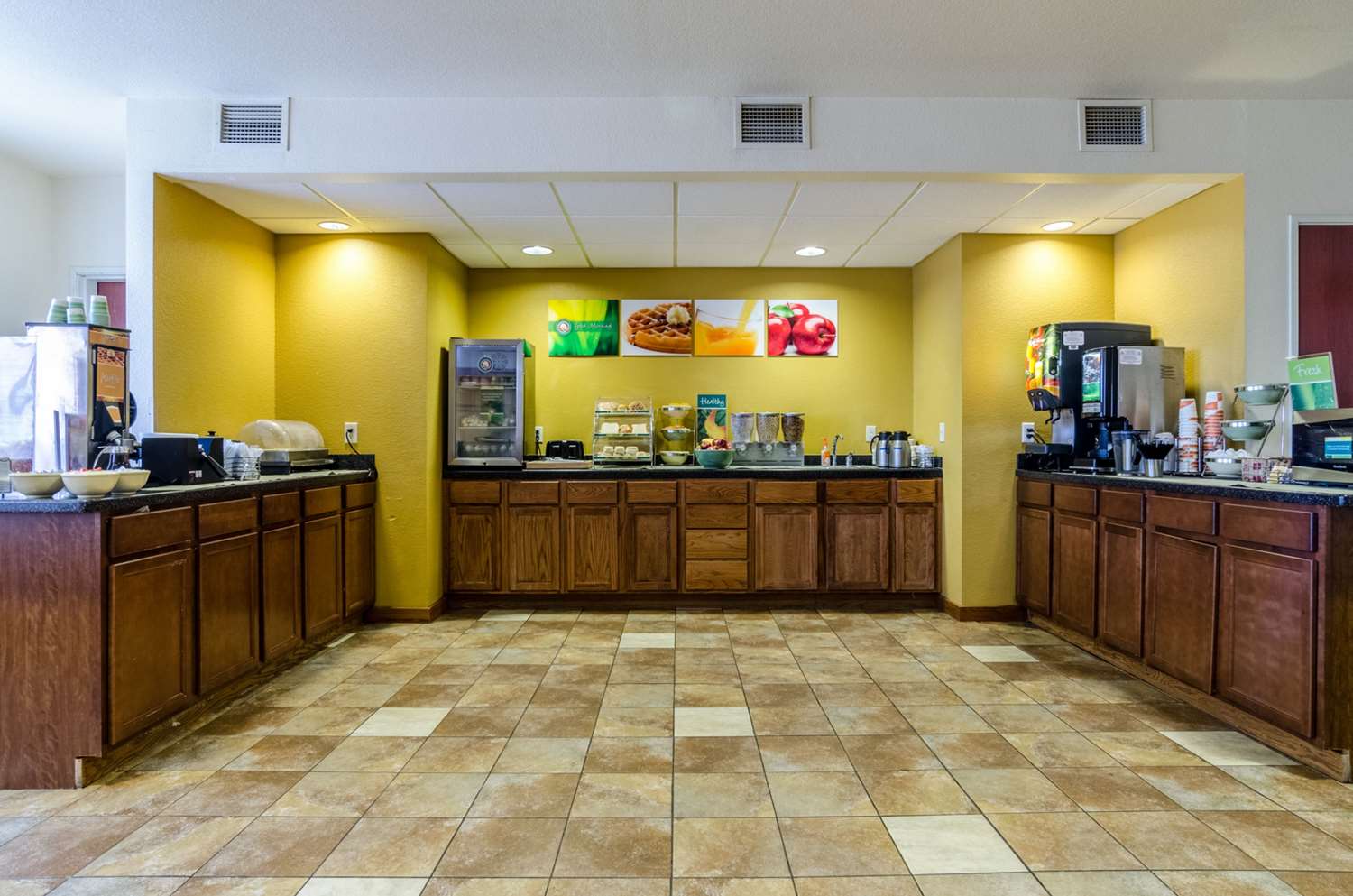 holiday inn express wichita north park city by ihg