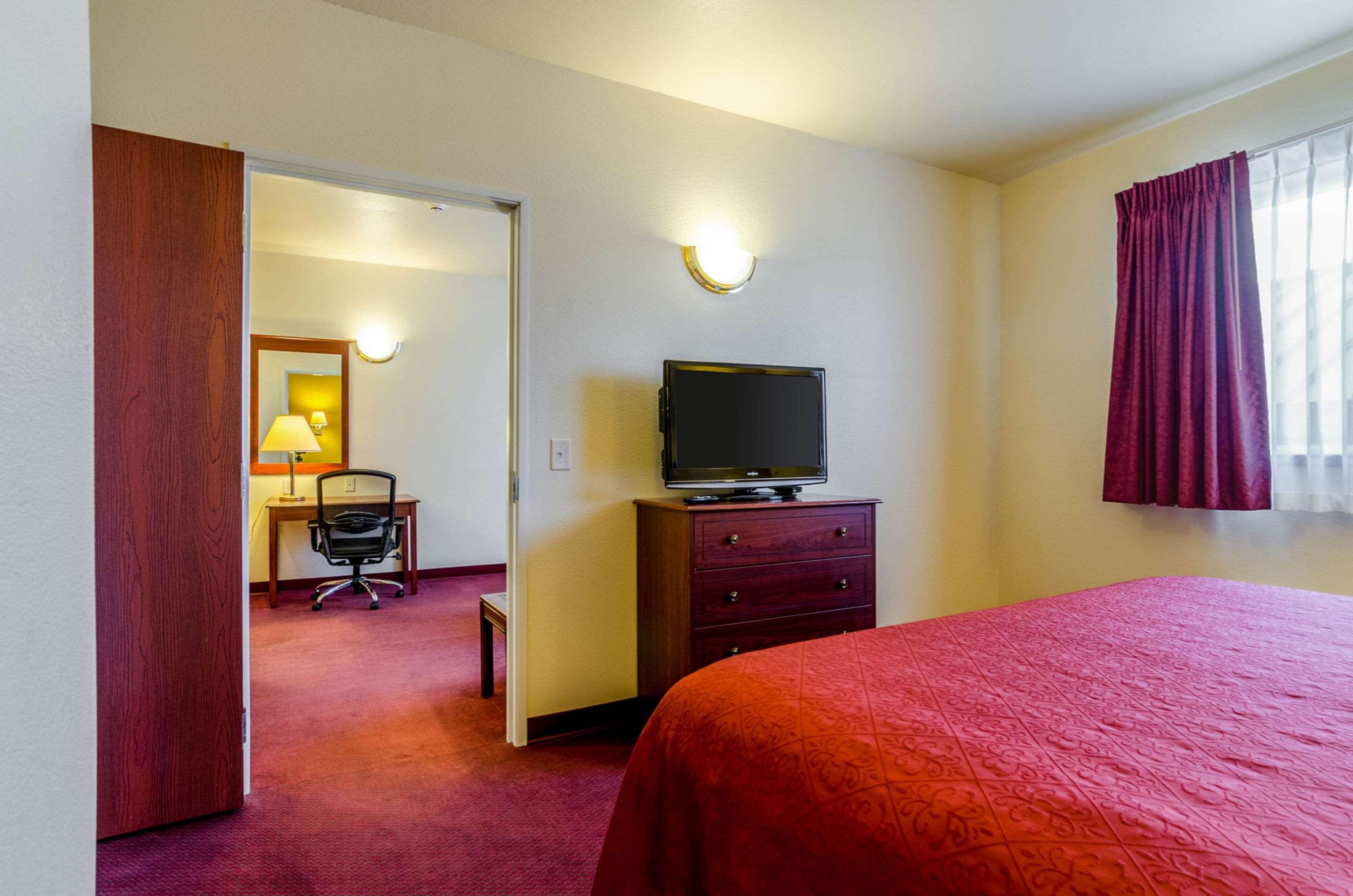 holiday inn express wichita north park city by ihg