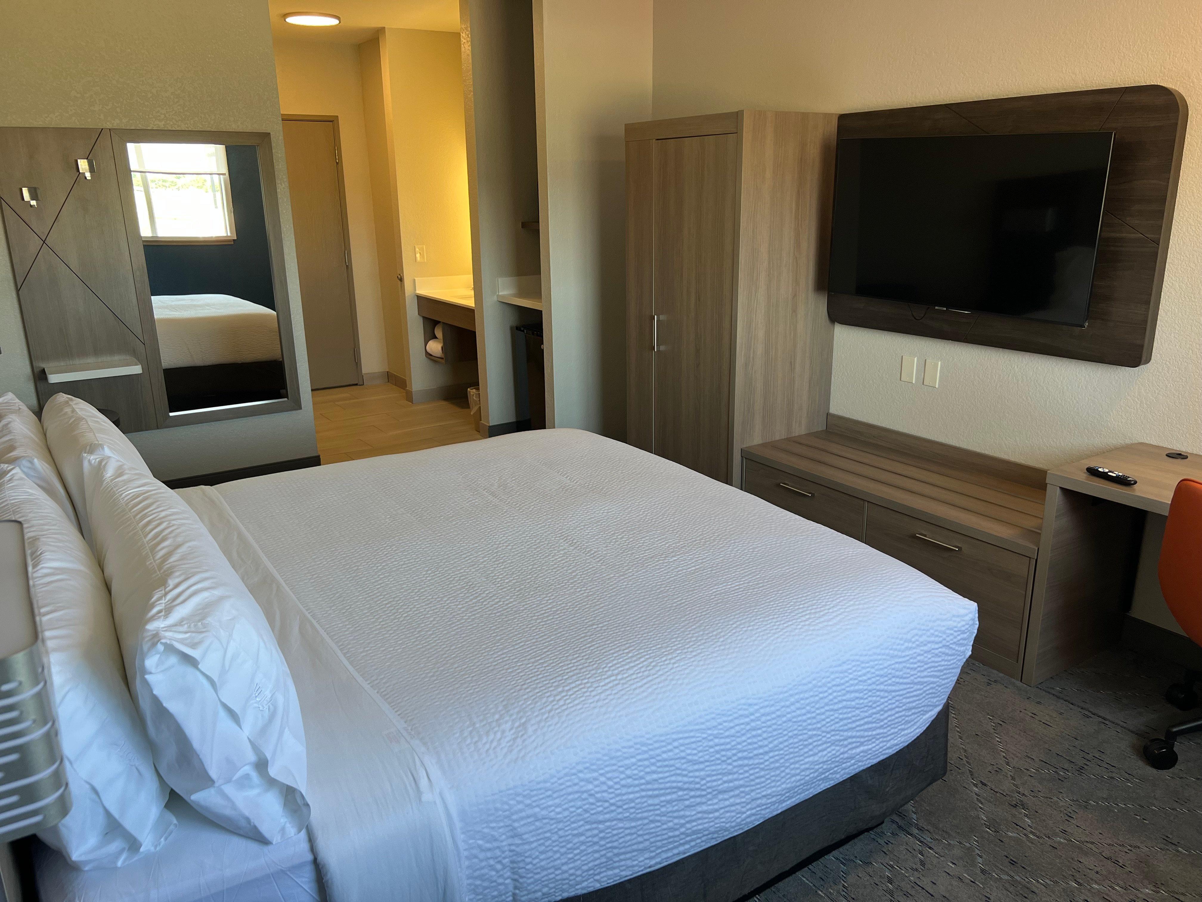 holiday inn express wichita north park city by ihg