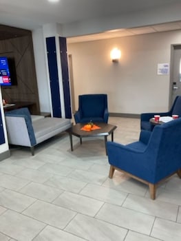 Holiday Inn Express Wichita North - Park City By Ihg,Sedgwick>>Park City,3 star