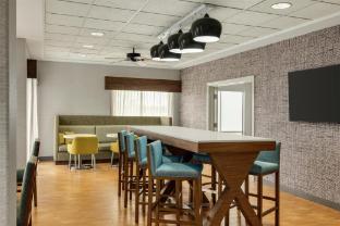 hampton inn derby wichita southeast