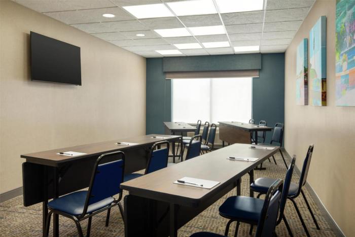 hampton inn derby wichita southeast