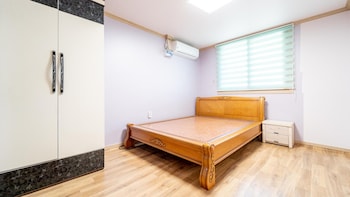 yeosu moranggee pension