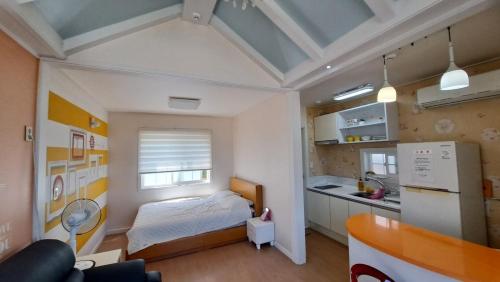 hapcheonho view smile pension