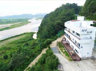 andong river sunset pension