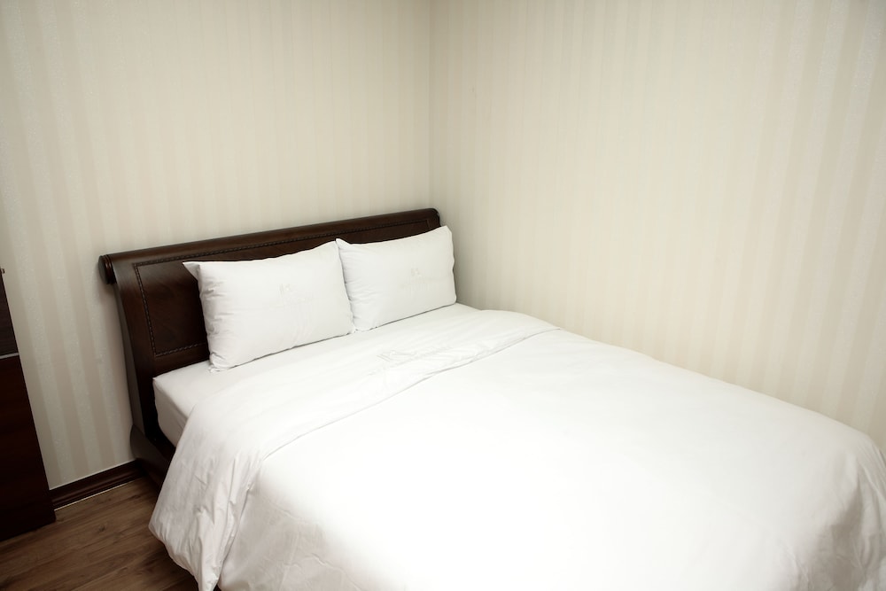 ritz castle resort