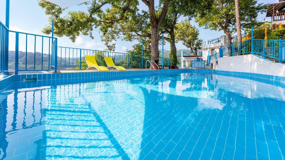 tongyoung blue house spa pension