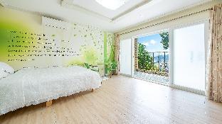 tongyoung blue house spa pension