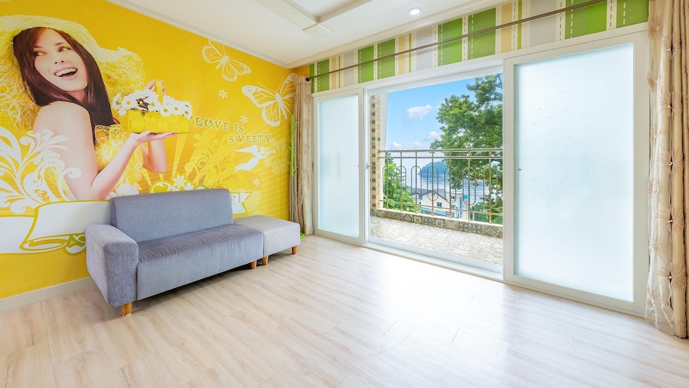 tongyoung blue house spa pension