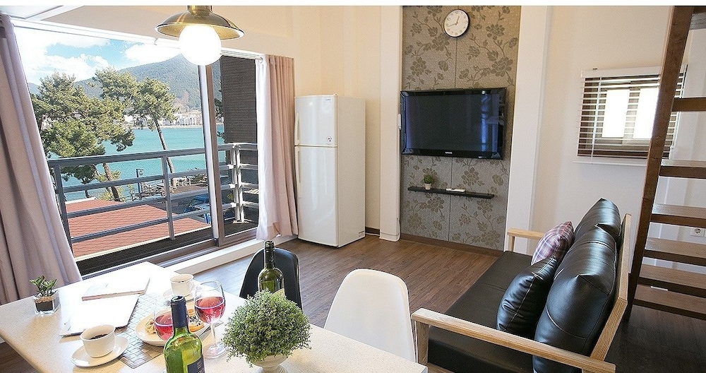 tongyeong tulip pension