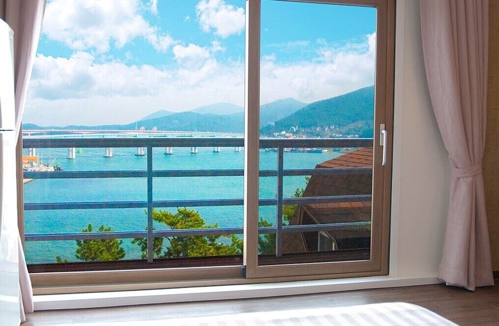 tongyeong tulip pension