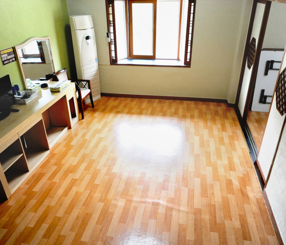 gurye little prince pension