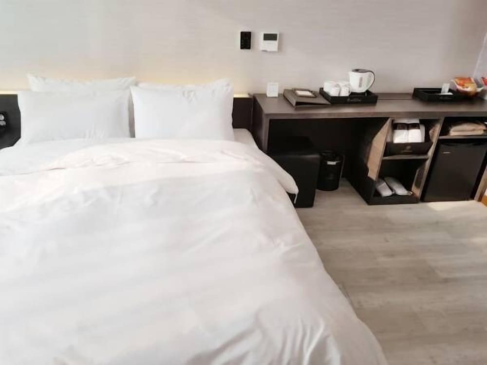 hotel wooyeon flora