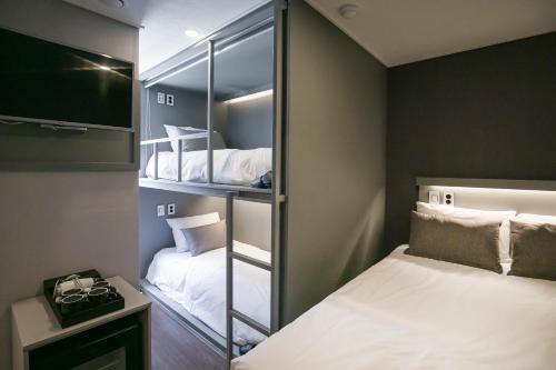 philstay myeongdong station hostel