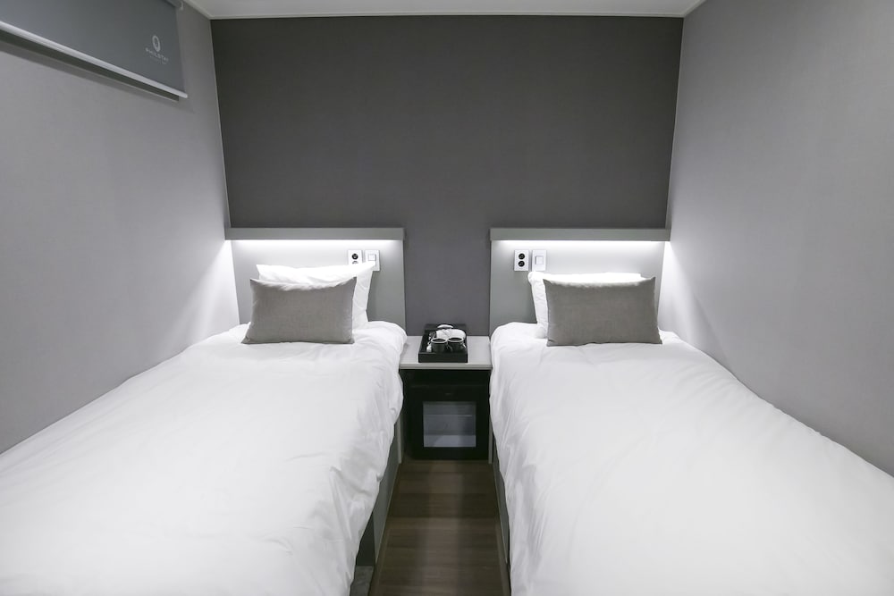 philstay myeongdong station hostel