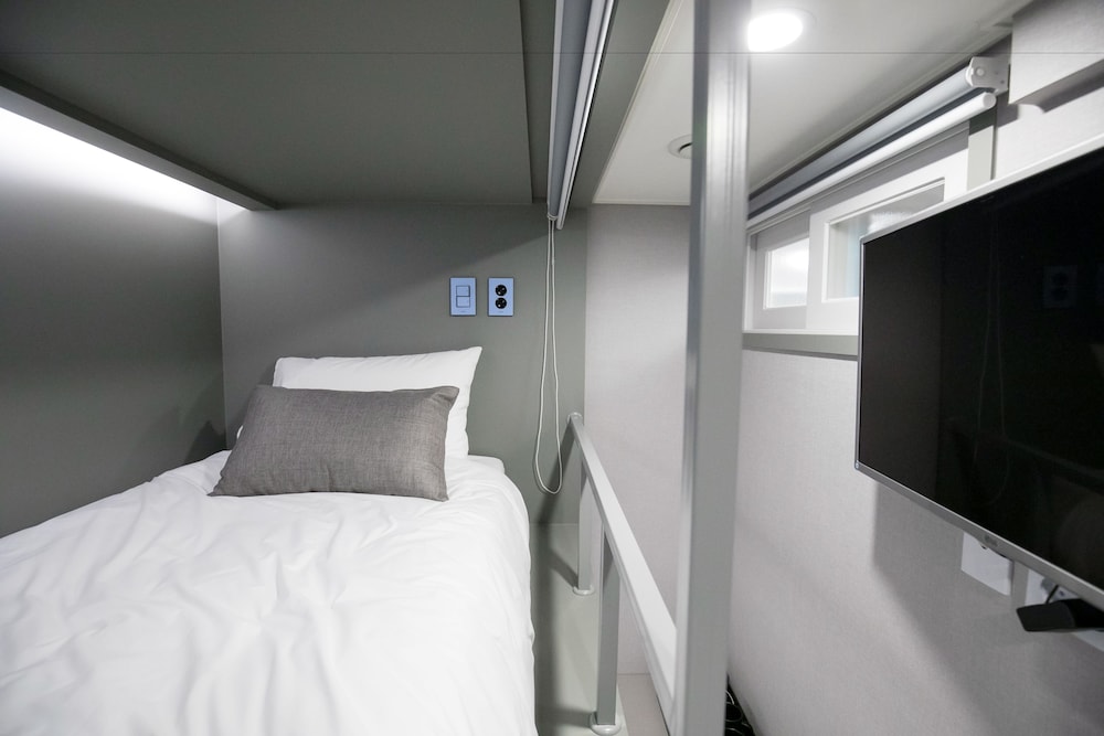 philstay myeongdong station hostel
