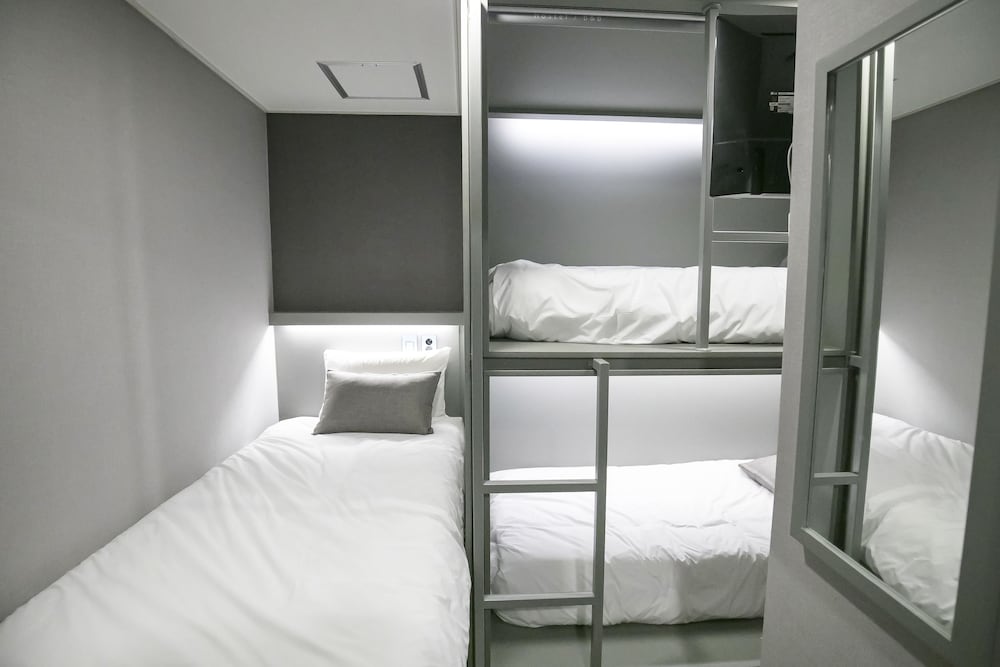 philstay myeongdong station hostel