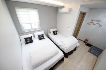 k guesthouse premium nampo 1