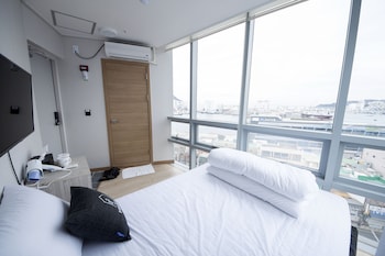 k guesthouse premium nampo 1