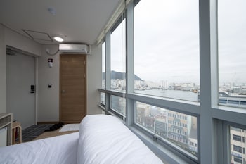 k guesthouse premium nampo 1