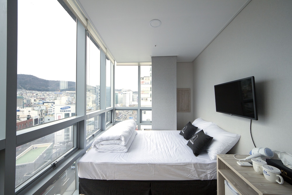 k guesthouse premium nampo 1