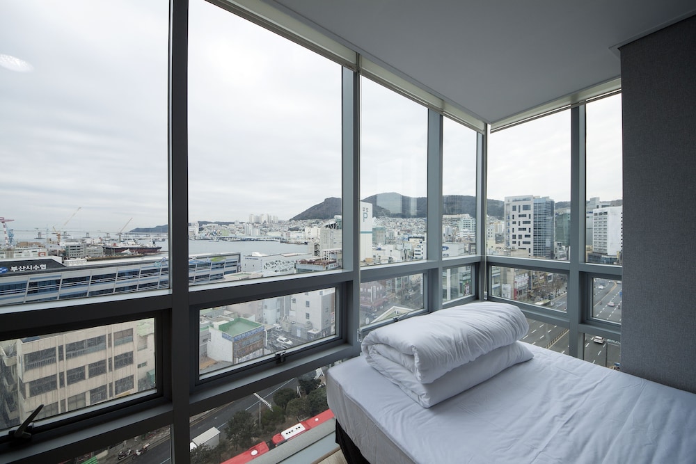 k guesthouse premium nampo 1