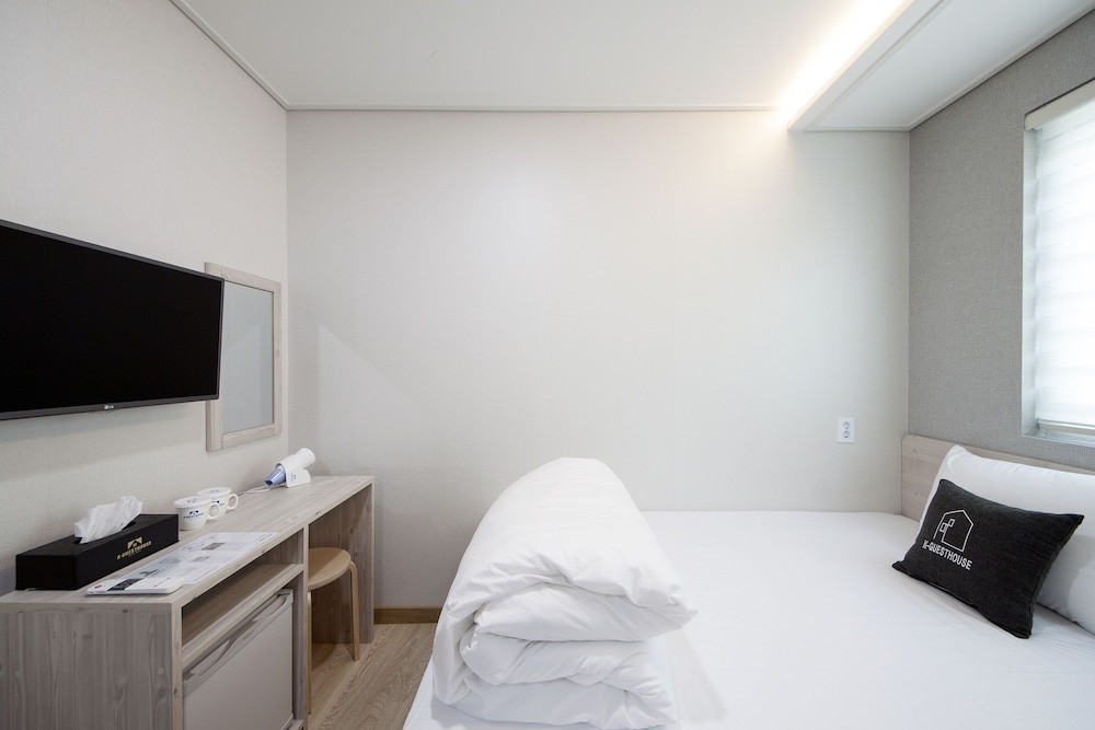 k guesthouse premium nampo 1