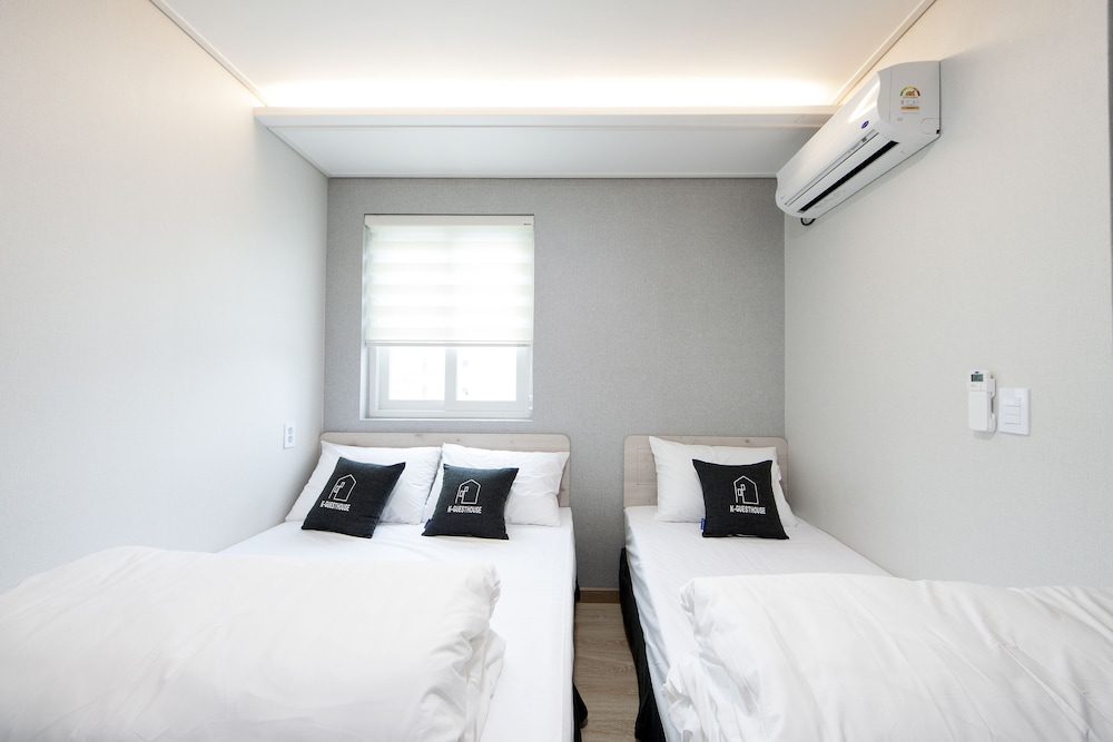 k guesthouse premium nampo 1