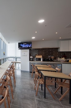 k guesthouse premium nampo 1