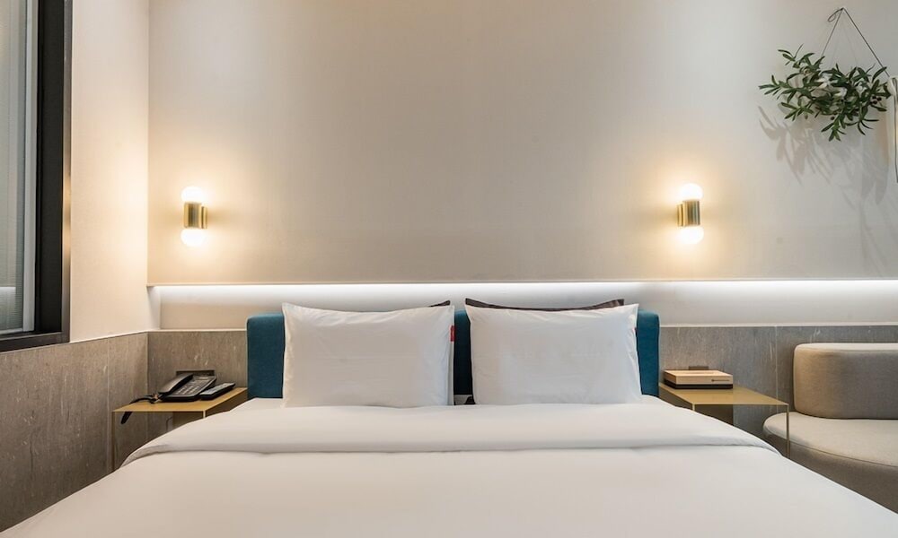 brown dot hotel masan