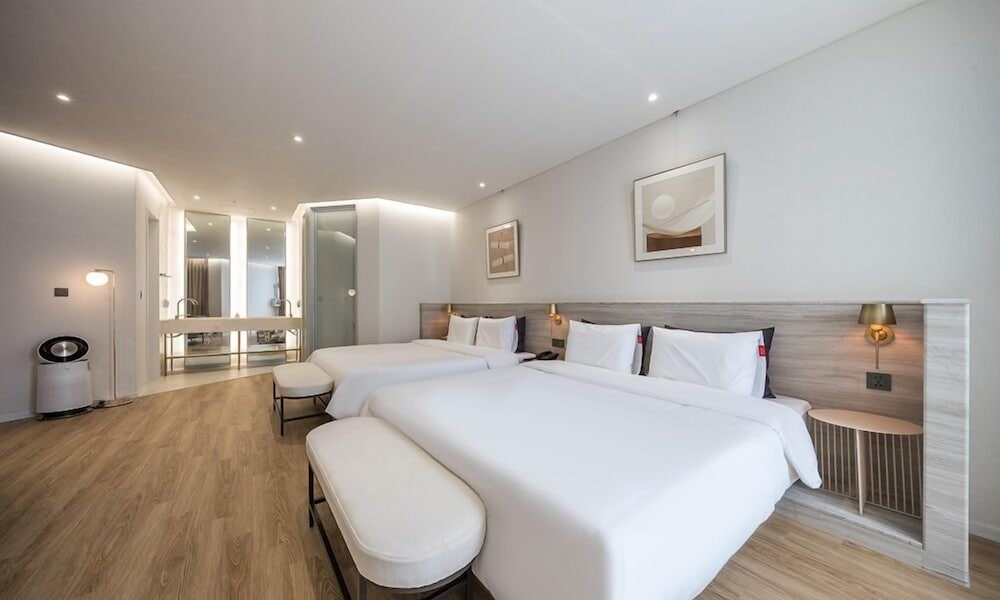 brown dot hotel masan