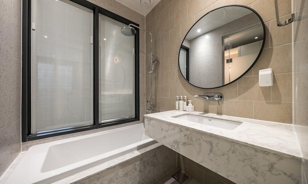 brown dot hotel masan