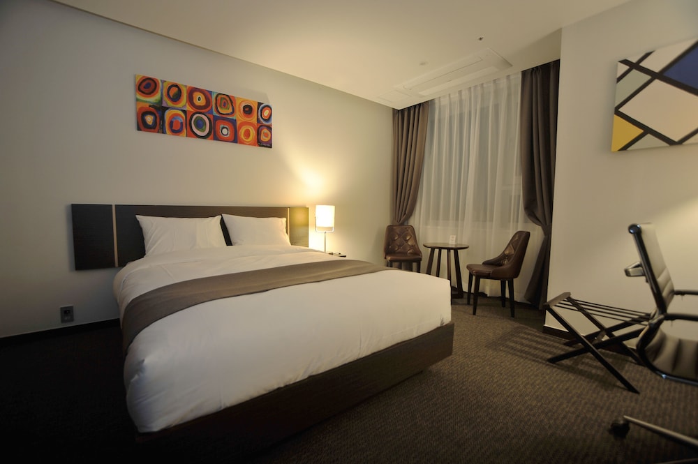 yongin central coop hotel