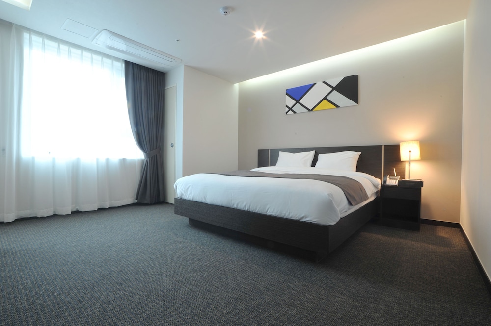 yongin central coop hotel