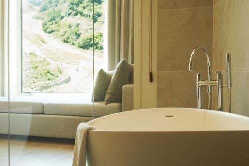 park roche resort and wellness