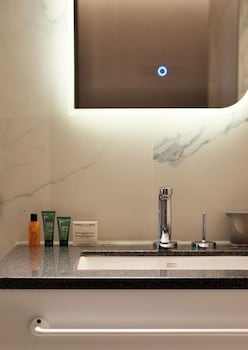 weave suites sunyu parkside