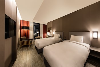 weave suites sunyu parkside