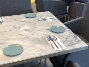 Weave Suites - Sunyu Parkside,132 Yangpyeong-Ro, Yeongdeungpo-Gu,2 star