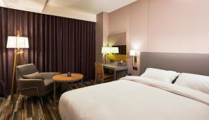 weave suites sunyu parkside