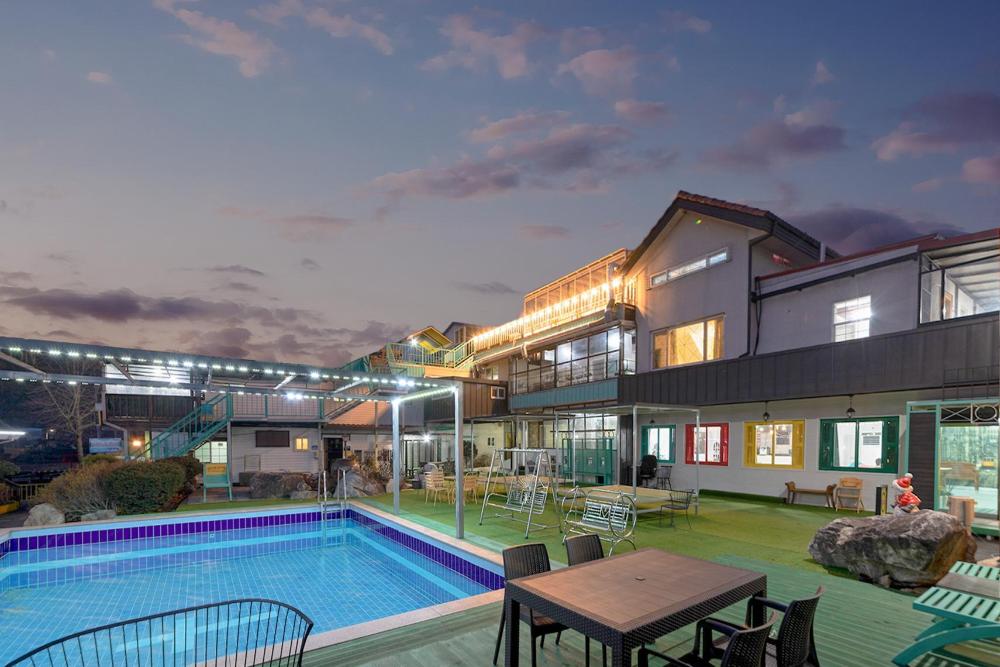 gapyeong four season pension