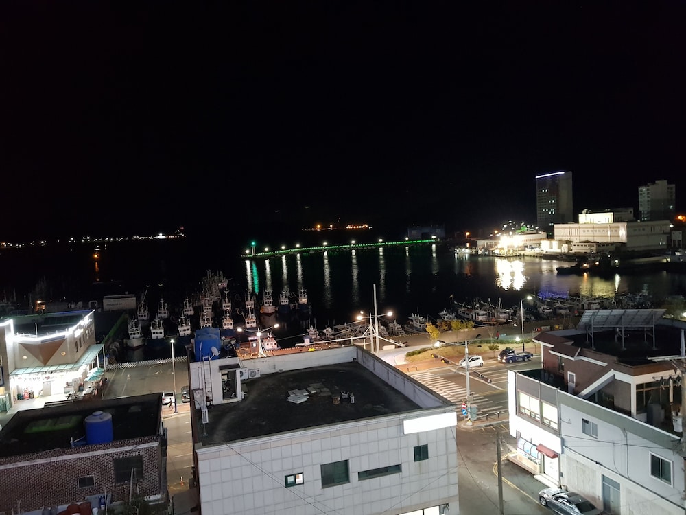 hite hotel